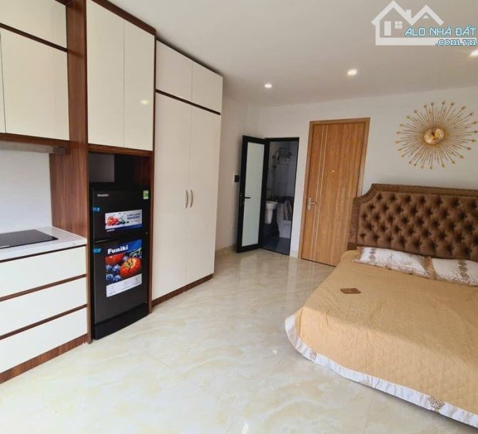 🏡NHÀ ĐẸP Cầu Giấy 50m2, LÔ GÓC 2 thoáng, Ô Tô đỗ cửa, gần Đại học