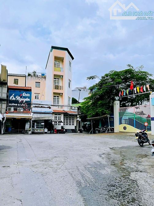 Bán Nhà Mặt Tiền Kinh Doanh, Ngay Cầu Chữ Y, Xe Hơi CỬA, 59m2, Chỉ 11,999 Tỷ Đỗ Cửa,