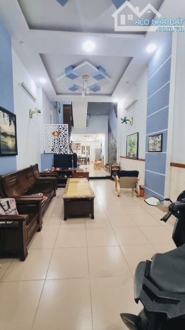 🧲🔴 NHÀ 4 TẦNG – 100M² (4x25) – GIÁ 5.95 TỶ (TL) – SHR – NGAY NHÀ MÁY BIA, GIÁP GÒ VẤP 📍