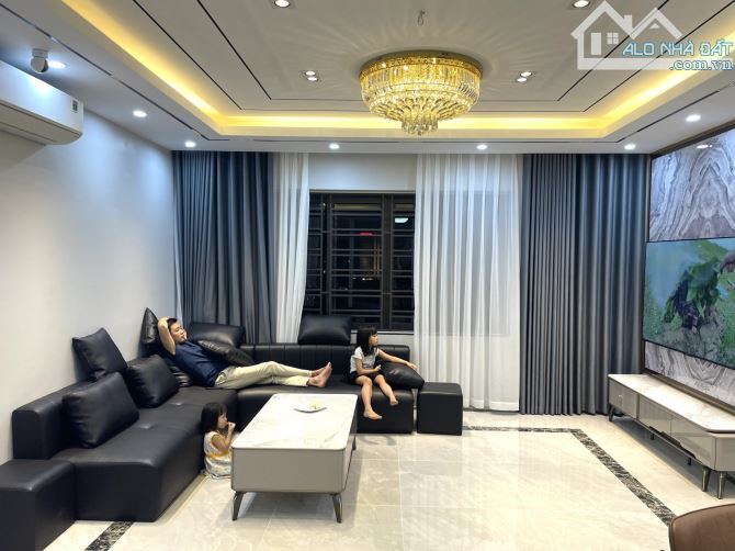 Bán căn hộ chung cư 155 m2, 3PN tòa M3 M4 Nguyễn Chí Thanh,
