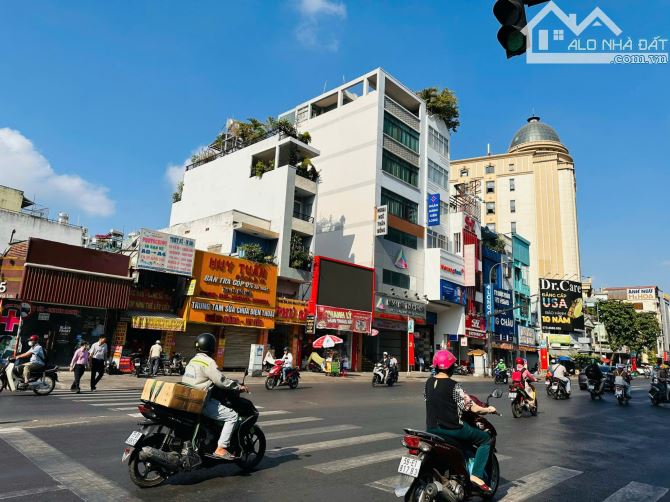 Mt Phan Đăng Lưu, P.3, Bình Thạnh 📐 DT: 5.6 x 15.5m, góc 3 mặt tiền thoáng, CN 81m².