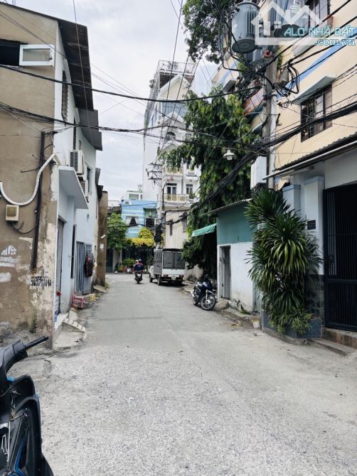 NHÀ NÁT 4X24M, CN 95,3M NGAY CHỢ PHÚ TRUNG, TÂN PHÚ, ĐƯỜNG 8,5M TRỊNH ĐÌNH TRỌNG, GIÁ 9,1