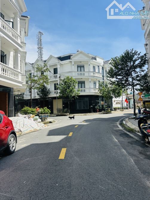Bán nhà đường 3 tháng 2 Lái Thiêu Khu An Phát nhà 4 tầng giá 6.48 tỷ khu an ninh đồng bộ