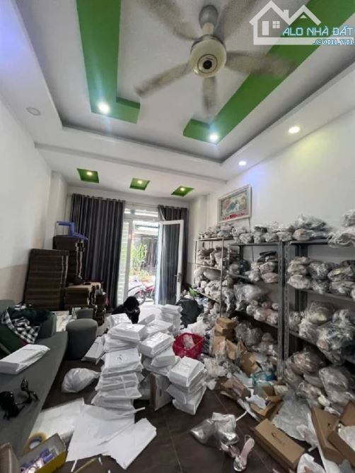 [S.A.N.G T.Ê.N G.Ấ.P] Nhà LÊ VĂN DUYỆT PHƯỜNG 1 để về quê sống 42m2, giá 5,5 T.Ỷ