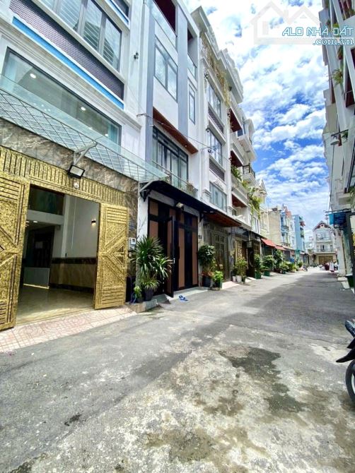 4.25❌13m, BÁN NHÀ 5 TẦNG, HẺM 8M, 1/ LÂM THỊ HỐ, TCH, Q.12, 5 TỶ HƠN
