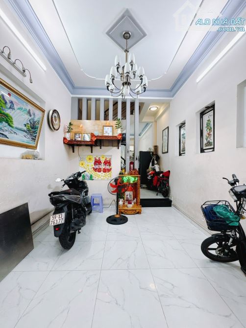🍓[NGÂN HÀNG SIẾT NỢ] Nhà CHU VĂN AN Bình Thạnh, 44m2 BTCT, Nhỉn 5 TỶ TL