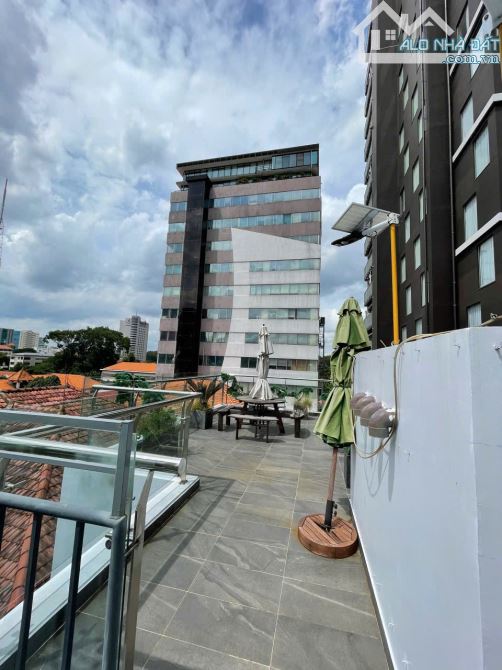 Bán Nhà HXH Lý Tự Trọng Q1, DT 4,5x19m, Trệt 4 Lầu + Sân Thượng, Giá 39,9 tỷ