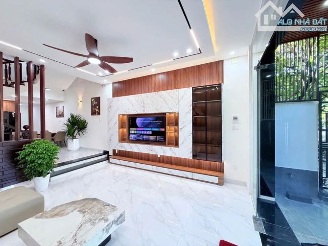 🏡BÁN NHÀ 3 TẦNG–CẦN GIUỘC,THANH KHÊ–VIEW CHỢ HOA SIÊU ĐẸP-THIẾT KẾ HIỆN ĐẠI-ĐÀ NẴNG🌸