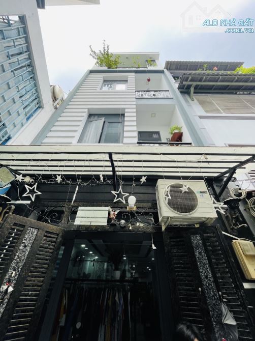 SIÊU PHẨM PHÚ NHUẬN- HOÀNG HOA THÁM- 80m2- 4 TẦNG- 9,5 TỶ
