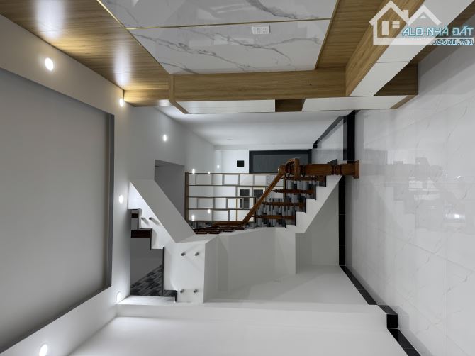 CHUYỂN NHƯỢNG NHÀ 2 TẦNG MỚI 44,4m2, HẺM CẠN SAU CĂN MẶT TIỀN NGUYỄN THÁI HỌC, QUI NHƠN.