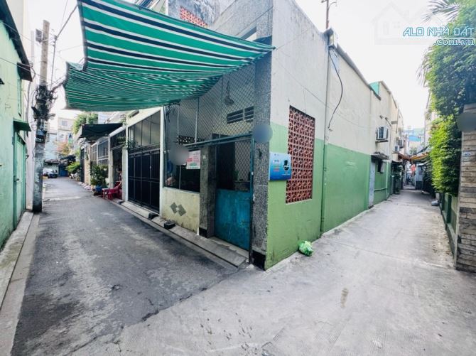 Nhà Chính Chủ 75m2 Ô tô đỗ cửa Chỉ 5.2 Tỷ