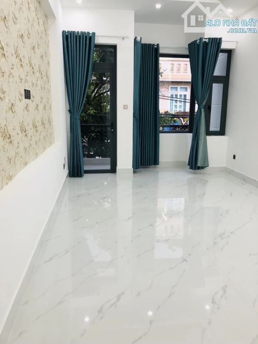 🏡 CẦN BÁN NHÀ 1T3L, 12 PHÒNG, CÓ THANG MÁY – MẶT TIỀN PHAN CHU TRINH – 110M² – GIÁ 15.5TỶ