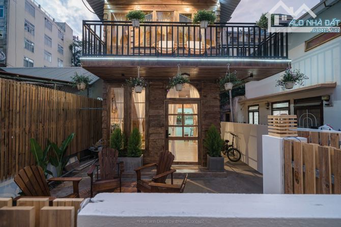 Chỉ 6 tỷ, Nhà Gỗ Cao Cấp đường Trần Phú, Cách Hồ Xuân Hường 500 mét ✨🏡
