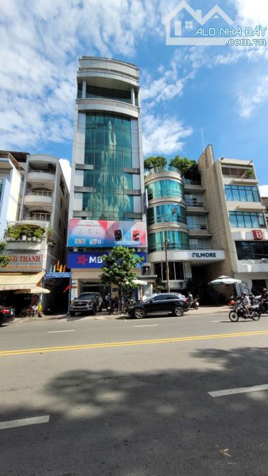 Tòa nhà MT ngay An Dương Vương,P.4,Q.5 - 10x20(200m2)Hầm + 7 tầng-HĐT: 350tr - Gía: 150 tỷ