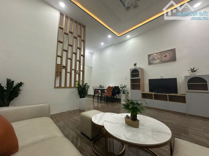 SÓT LẠI 1 CĂN – VỊ TRÍ ĐẮC ĐỊA MẶT TIỀN HẺM 434 YMOAN - KHU THÀNH ĐỒNG 2 Tỷ 990