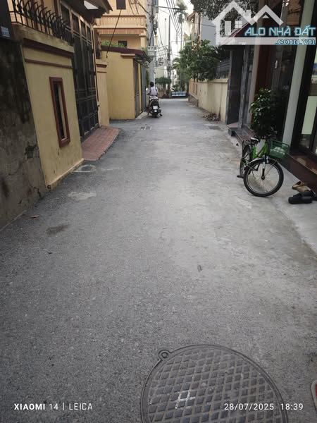 Yên Mỹ, Thanh Trì, DT: 91m, MT: 4.5m, đường 4m, thông oto, giá 7.7 tỷ, oto vào đất