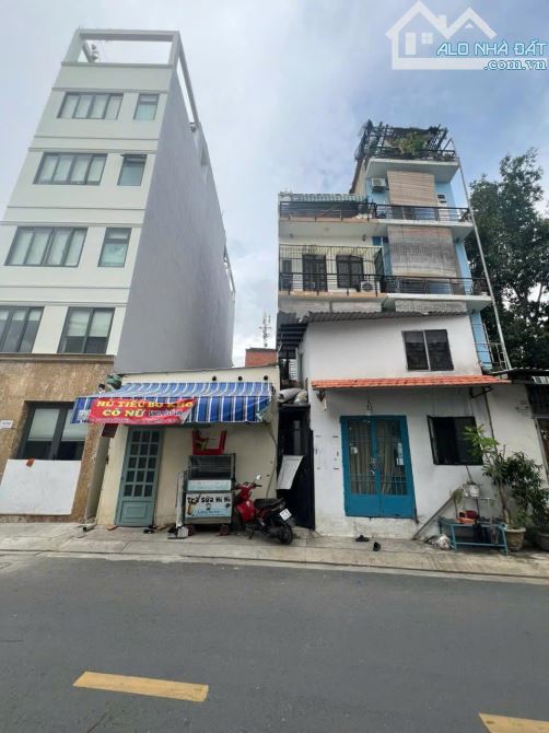 Bán Nhà 2 Mặt Tiền Ung Văn Khiêm - thông D5 , Bình Thạnh, DT 9x25m, 4 Tầng, Giá 39,9 tỷ