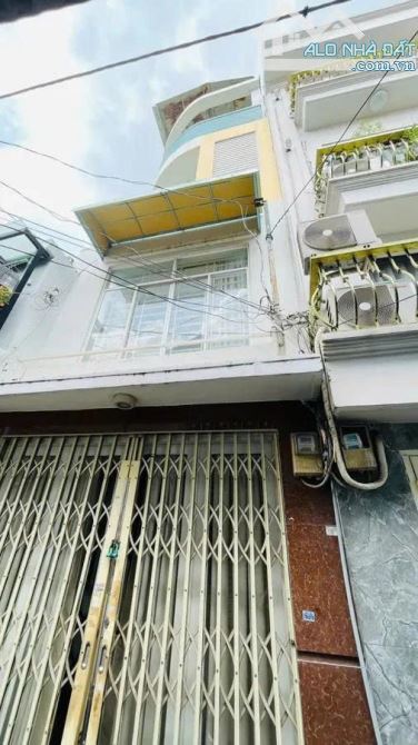 NHÀ 4 TẦNG – HẺM XE HƠI – TRẦN VĂN ĐANG, QUẬN 3 – CHỈ 4.75 TỶ