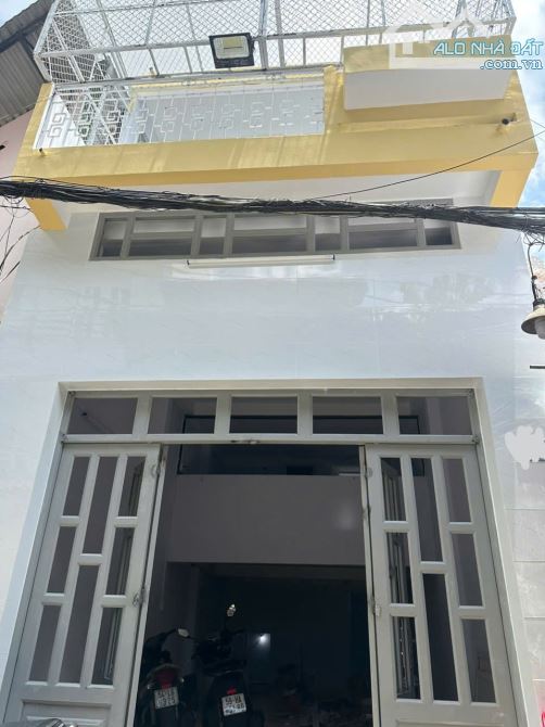 Bán gấp nhà HXH 419 Cách Mạng Tháng Tám Quận 10, 4x17m, 3 tẩng chỉ 10 tỷ
