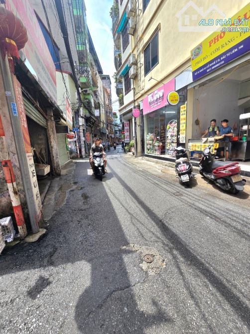 BÁN NHÀ ĐẸP CỔ NHUẾ - BẮC TỪ LIÊM. MẶT NGÕ KINH DOANH - Ô TÔ TRÁNH - LÔ GÓC - CỰC THOÁNG.