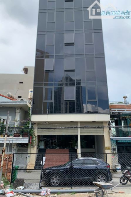 Bán Nhà MT Nguyễn Văn Linh Quận 7 (8 x 20m) Hầm 7 Tầng - HĐT: 200tr/tháng - Giá 45 tỷ