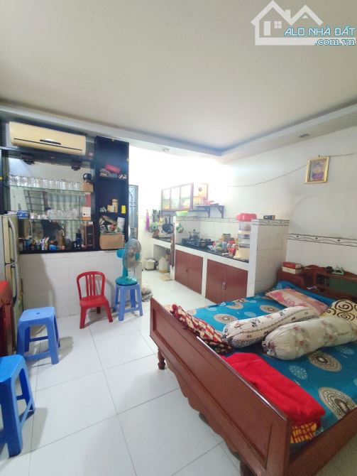 SÁT MT NGUYỄN THÔNG - QUẬN 3 HẺM BA GÁC GẦN 3M - 48M NGANG 4M x 12- CHỈ 5.5 TỶ.