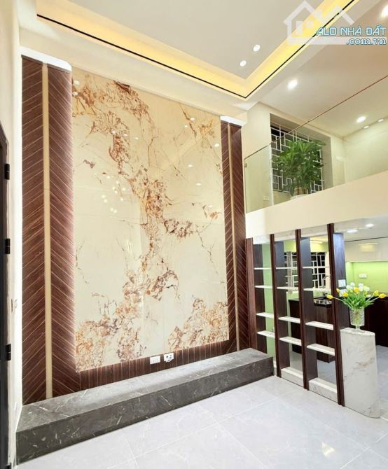 🏡 Nhỉnh 11 tỷ !Bán nhà phố HÀO NAM – 55m² x 7TxMT 4.4m DT 30tr/1th