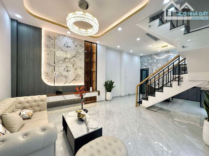NHÀ MỚI ĐẸP – NGANG 8.5M - FULL NỘI THẤT - 4 TẦNG - 5 PHÒNG MASTER - HOÀNG HOA THÁM