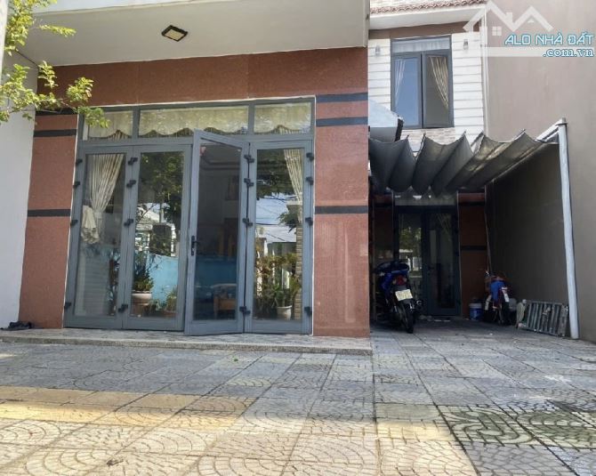 Bán nhà trung tâm Thanh Khê, vuông vức, dt 81m2,MT 4m5, đường nhựa 5m5,