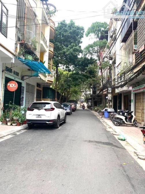 Phân lô Tây Sơn quận Đống Đa 113m2 4Tầng MT6.1m-Lô Góc Ô Tô Tránh Vỉa Hè Kinh Doanh Đẹp