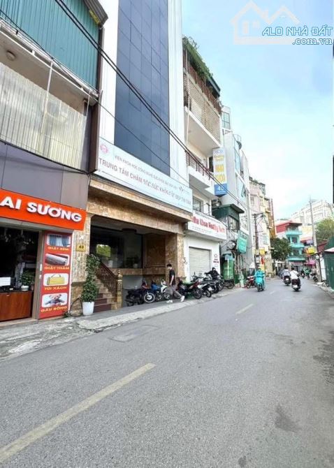 Mặt phố Hoàng Ngân quận Thanh Xuân 68m2 5Tầng MT5,5m-Lô Góc Ô Tô Tránh Kinh Doanh Cực Đẹp