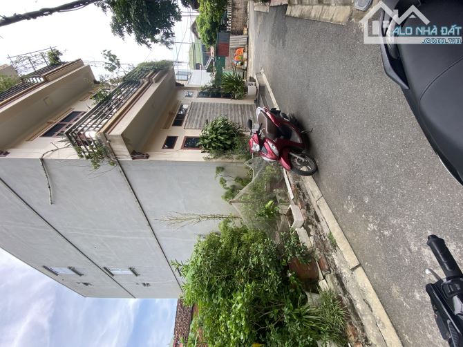 Bán Đất Đa Tốn, 42m Phân Lô, 10m Ra Ô tô Đỗ, Nhỉnh 3 Tỷ