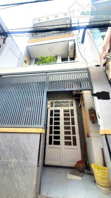Bán Nhà Quận 6,An Dương Vương,3 Tầng BTCT,Nhà Đẹp Ở Ngay,4x8,Nhỉnh 3 Tỷ(QS27)