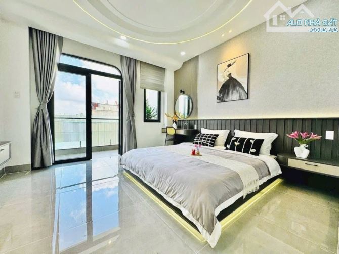 Nhà bán - Thạnh Xuân 25 - 5 Tầng fun Nội Tất - Nhỉnh 6 tỷ có TL