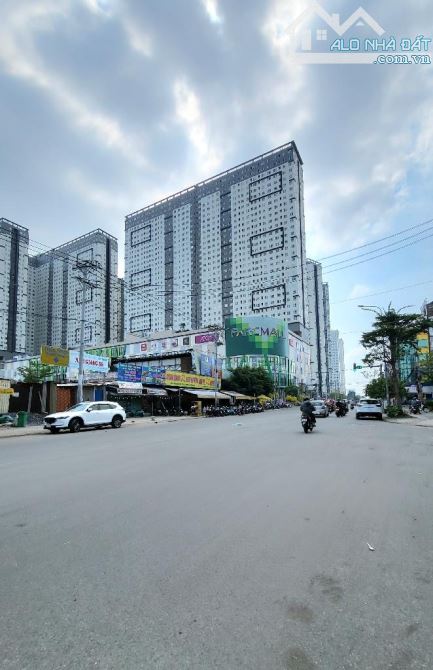Hẻm xe tải cách 20m, quận 8, khu vip Cao Lỗ, 3 tầng, 4 x 13m, Chỉ 7,3 Tỷ