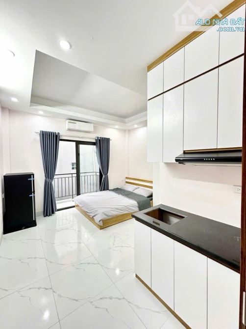 Toà CCMN Đống Đa 65m2 x 7T, 17 phòng KK full đồ, thang máy, PCCC, dòng tiền 800 triệu/ năm