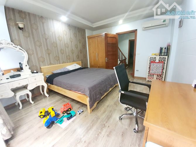 BÁN NHÀ 3 TẦNG MỚI – BẮC HỒNG- ĐÔNG ANH – GẦN CHỢ, TRƯỜNG HỌC– GIÁ ĐẦU TƯ