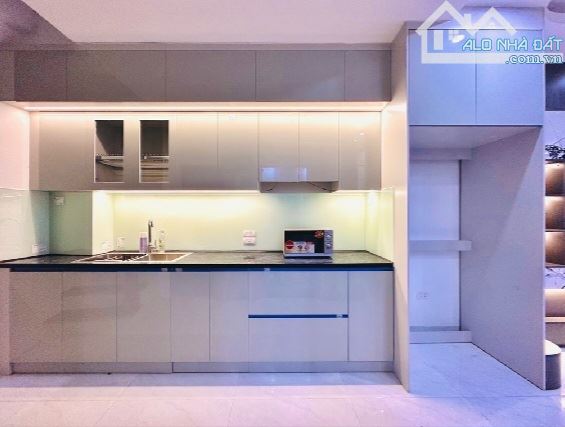 🔥 BÁN NHÀ VĂN CHƯƠNG VĂN MIẾU, 6 TẦNG, DT 32M², DÂN XÂY