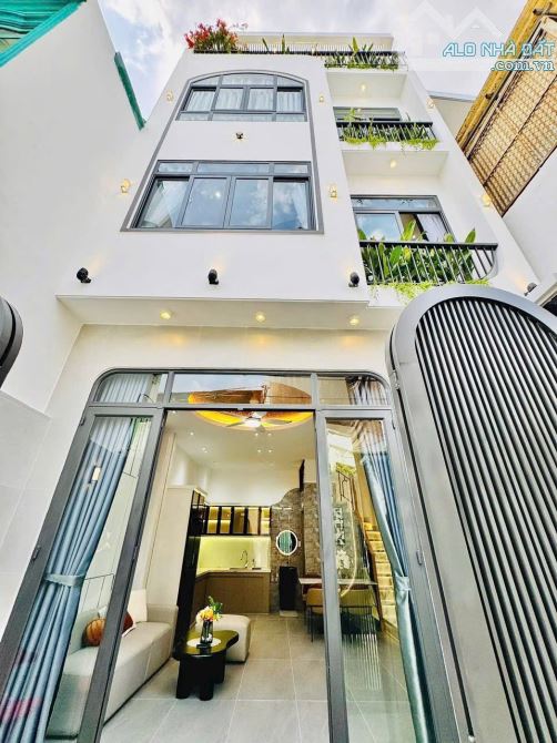 Bán Nhà Gò Vấp - Siêu Phẩm Ở Ngay - 4 Tầng - 45m2 - Full Nội Thất - Hơn 6 Tỷ xíu