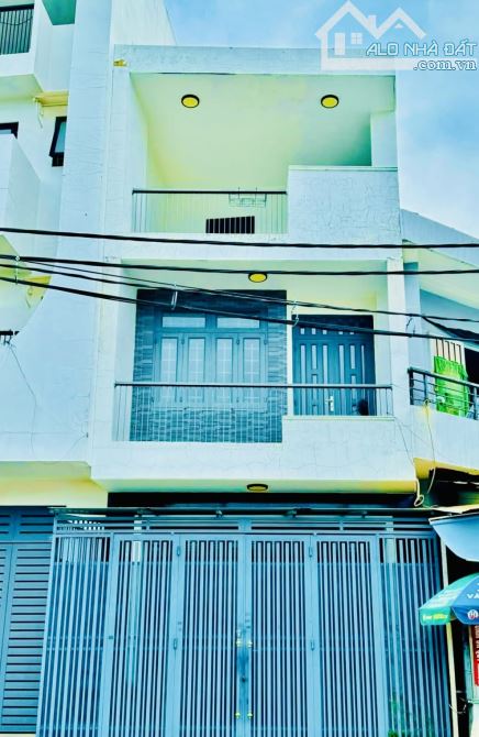 Bán nhà mặt đường 12m Lê Đức Thọ, Gò Vấp, 3 tầng, kinh doanh đa nghề chỉ 6 tỷ 5