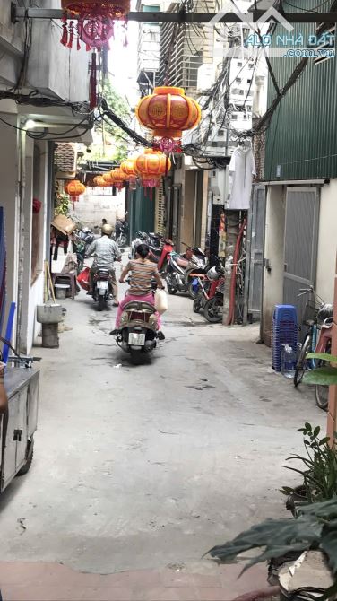 CHỦ BÁN LÔ ĐẤT TIỀM NĂNG CAO TẠI PHỐ NGUYỄN KHANG QUẬN CẦU GIẤY DT 48/54M2*MT3M*9 TỶ
