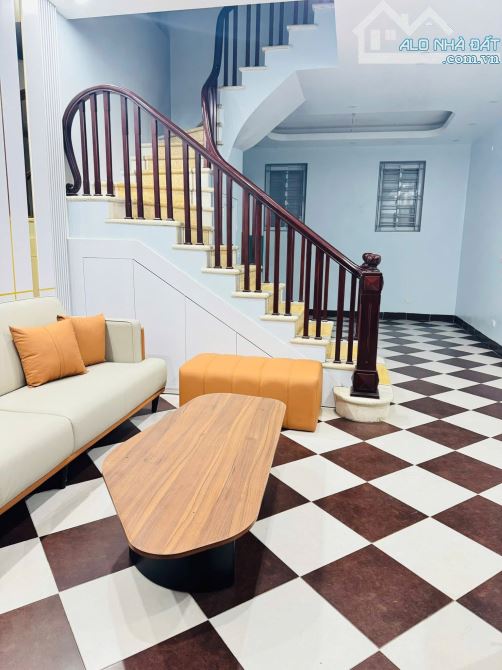 XUÂN ĐỈNH BẮC TỪ LIÊM 10TỶ 62M 4T MT 5M NGÕ NÔNG RỘNG ÔTÔ QUA NHÀ ĐẸP DÂN XÂY CHẮC CHẮN