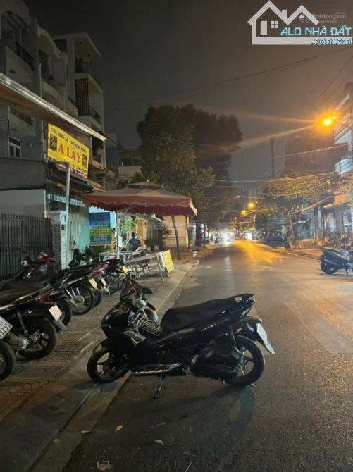 BÁN NHÀ LÔ GÓC 2 TẦNG (6.8X18M) - MẶT TIỀN CHỢ PHẠM THẾ HIỂN, QUẬN 8 - KD SẦM UẤT - NHỈNH