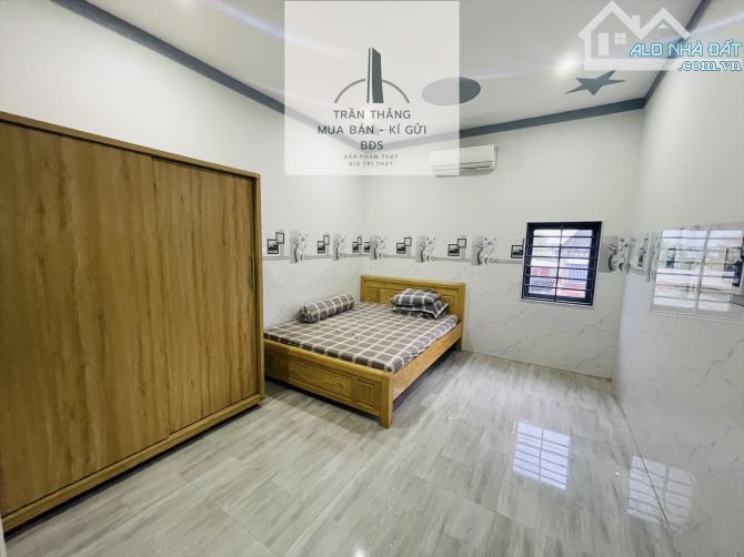 Bán Đất Tặng Căn Nhà Mới Xây - KDC - Nhà Đẹp - 10