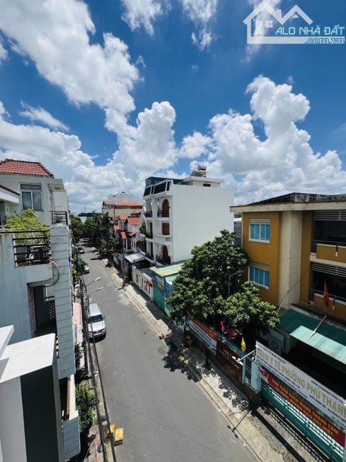 NHÀ ĐƯỜNG NHỰA 10M THOẠI NGỌC HẦU, P.PHÚ THẠNH, TÂN PHÚ, 4 TẦNG, 4X18M, GIÁ 12,9 TỶ TL - 10