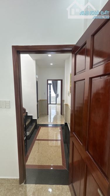 CẦN BÁN - CĂN NHÀ 4 TẦNG Đ.TÂN CHÁNH HIỆP (TCH) - SHR, DT 52M2 (4.3x12) - 5.9TY - 10