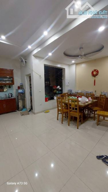 💥 Mặt Phố Trâu Quỳ- Biệt Thự 110m * 4 Tầng_MT 7 m Trục Chính Kinh doanh Ô TÔ ĐỖ - 7