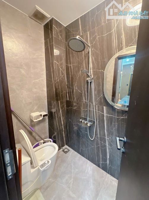 Bán nhà ngay Độc Lập, Tân Phú, xe tải vi vu, 4 tầng, DT: 4x15, giá chỉ 9,x tỷ - 11