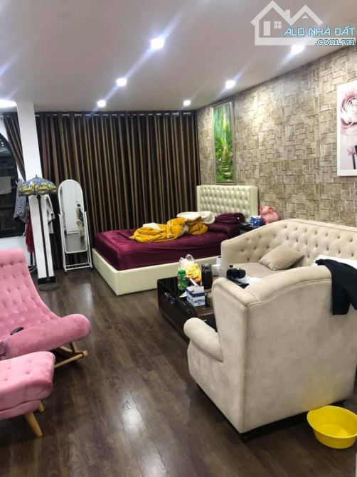 Bán gấp nhà đẹp đường PL Vũ Phạm Hàm - đường 4 làn Ô tô - DT 90m2 MT 4,6m, giá 29.5 Tỷ - 1