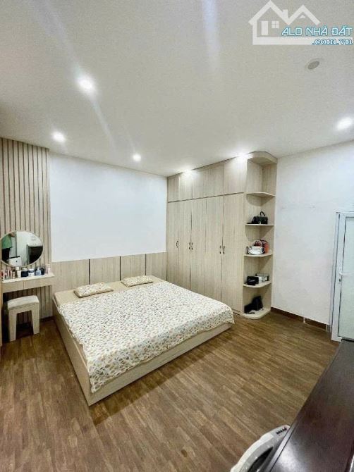 SIÊU HIẾM NHÀ PHÂN LÔ VỈA HÈ CHIẾN THẮNG VĂN QUÁN CHỈ 12,6 TỶ 6 TẦNG GARA Ô TÔ - 1